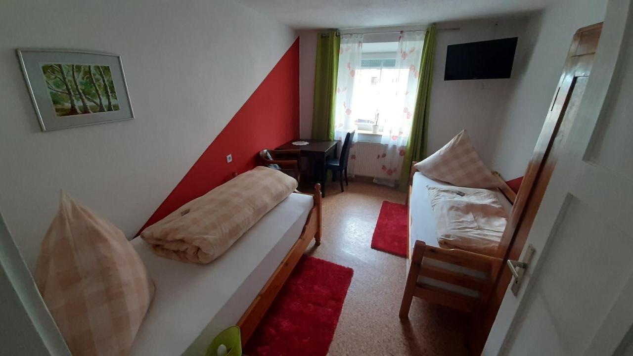 Apartmenthaus "Zum Birnbaum" Rosstal Exteriér fotografie