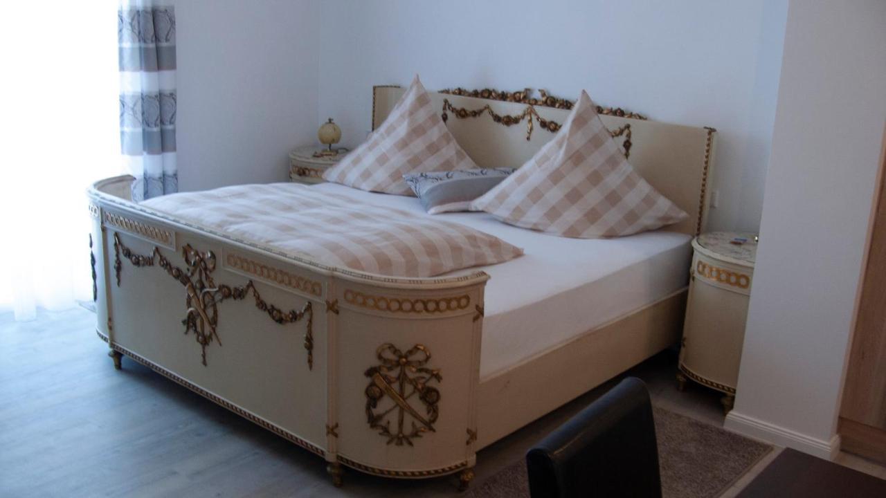 Apartmenthaus "Zum Birnbaum" Rosstal Exteriér fotografie