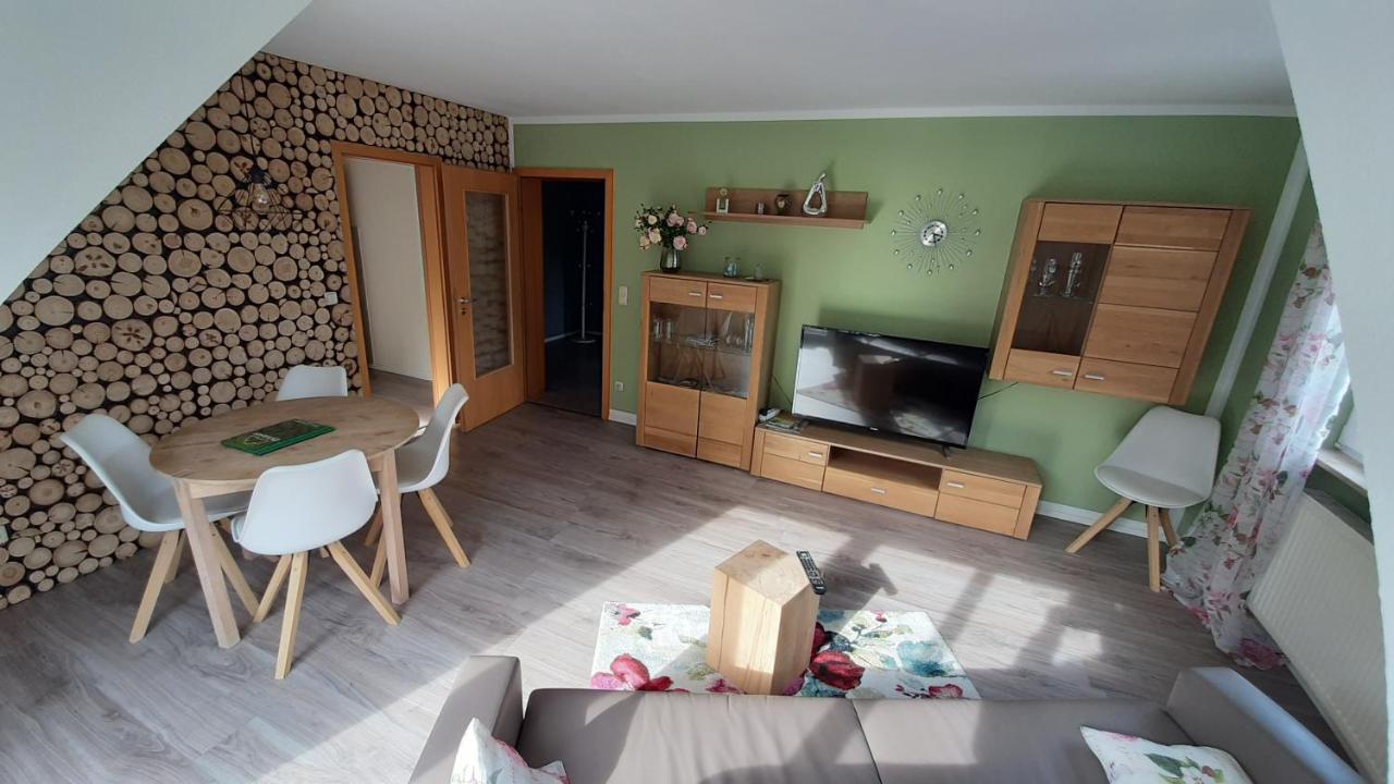 Apartmenthaus "Zum Birnbaum" Rosstal Exteriér fotografie