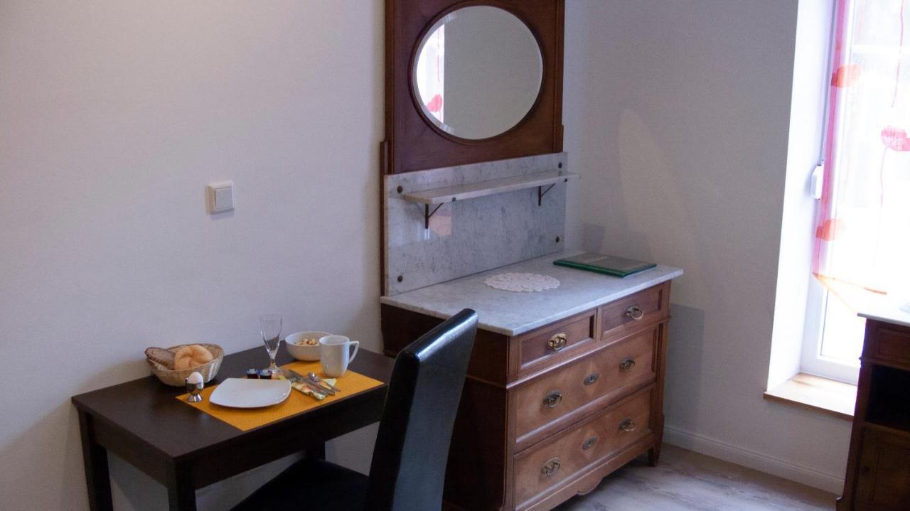 Apartmenthaus "Zum Birnbaum" Rosstal Exteriér fotografie